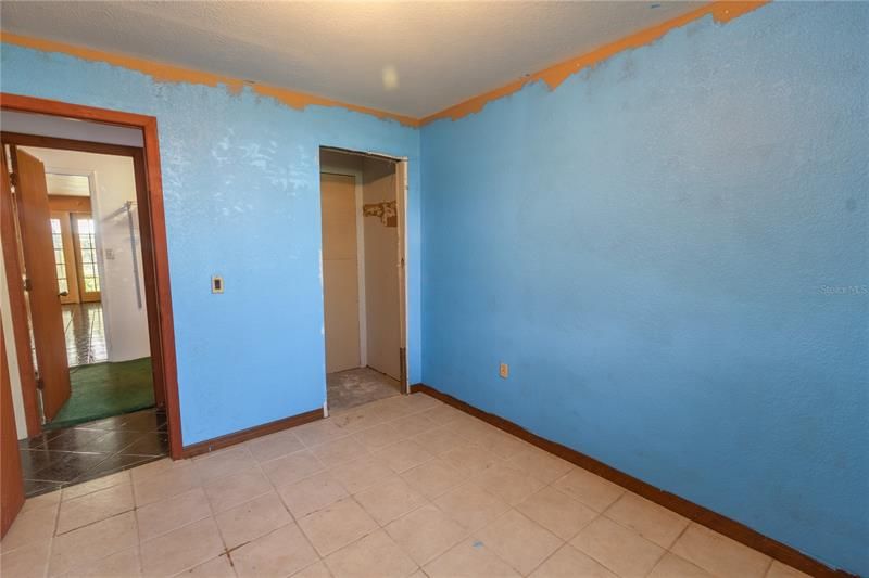 Vendido Recientemente: $99,500 (3 camas, 1 baños, 1213 Pies cuadrados)