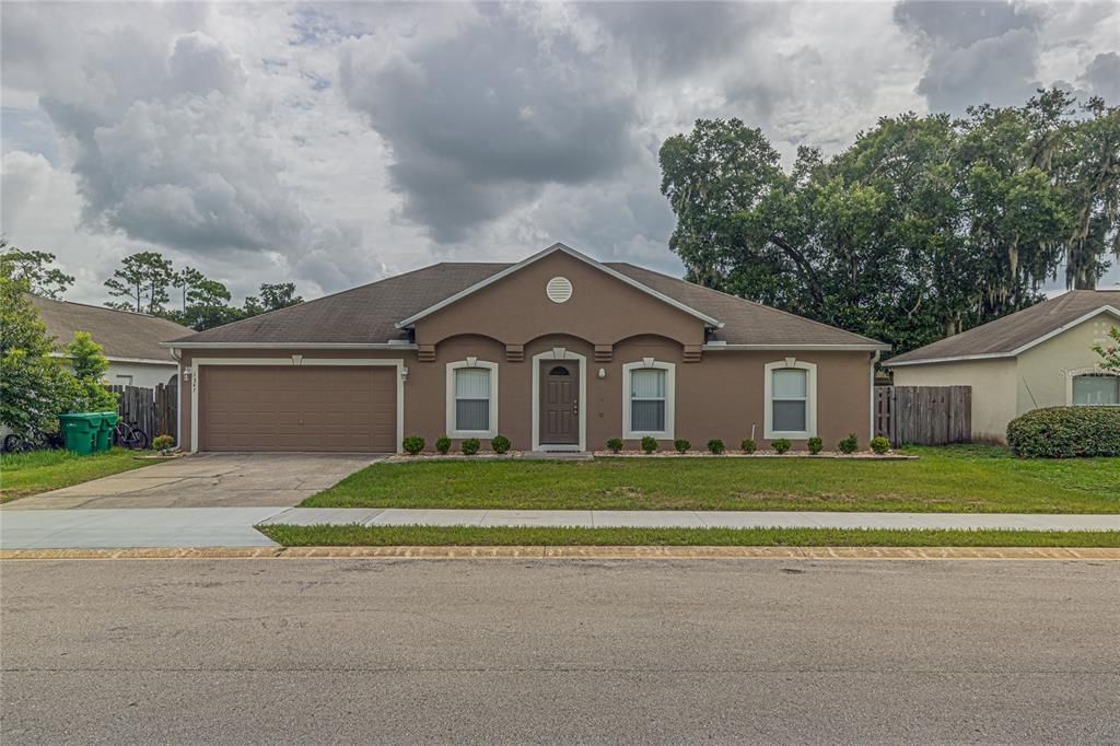 Недавно арендовано: $1,900 (3 спален, 2 ванн, 1620 Квадратных фут)