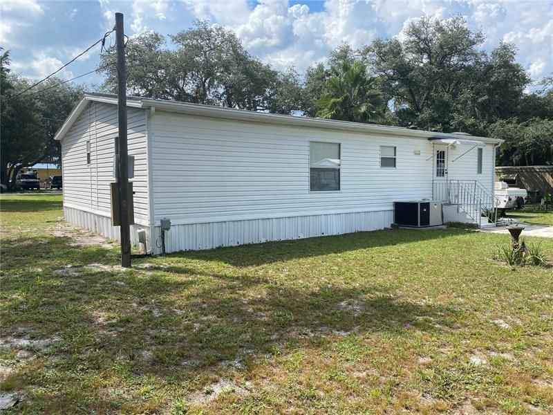 Recently Sold: $180,000 (3 beds, 2 baths, 1242 Square Feet)