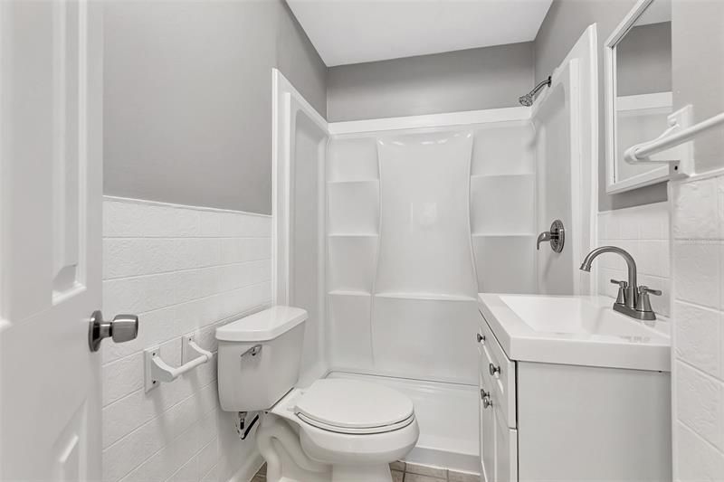 最近租的: $1,650 (3 贝兹, 1 浴室, 1081 平方英尺)