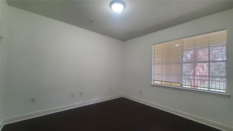 Recently Sold: $165,000 (1 beds, 1 baths, 674 Square Feet)