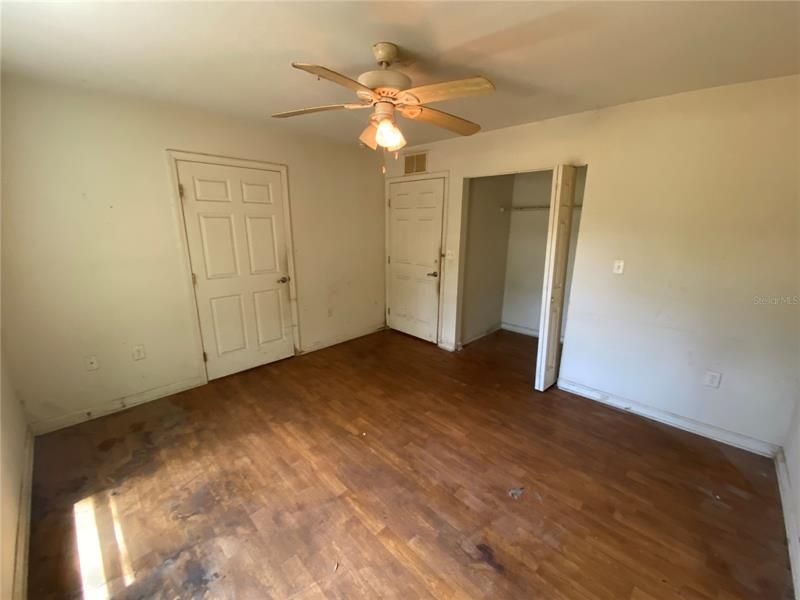 Recently Sold: $69,900 (2 beds, 2 baths, 925 Square Feet)