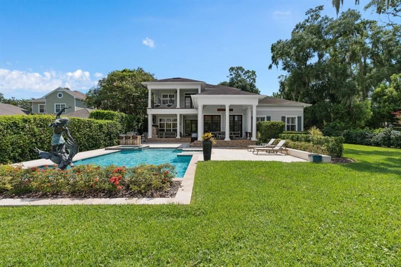 Recently Sold: $2,300,000 (4 beds, 4 baths, 3863 Square Feet)