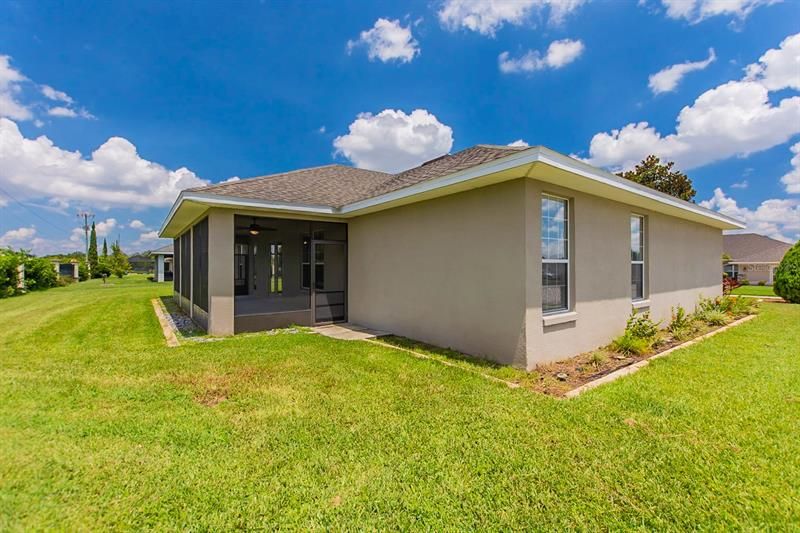 Recently Sold: $353,000 (3 beds, 2 baths, 2277 Square Feet)