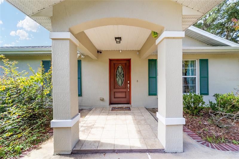 Recently Sold: $399,700 (3 beds, 2 baths, 1914 Square Feet)