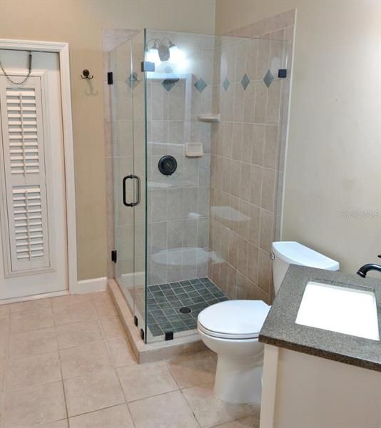 Недавно арендовано: $5,550 (5 спален, 4 ванн, 3469 Квадратных фут)