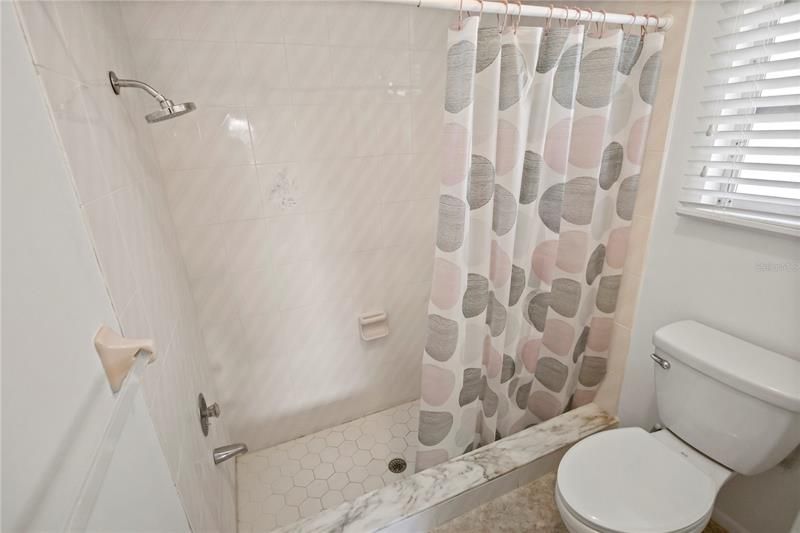 最近租的: $3,200 (2 贝兹, 2 浴室, 1947 平方英尺)