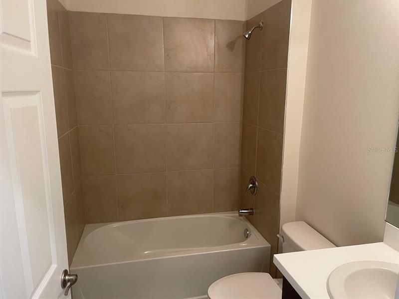 Недавно арендовано: $2,475 (3 спален, 2 ванн, 1672 Квадратных фут)