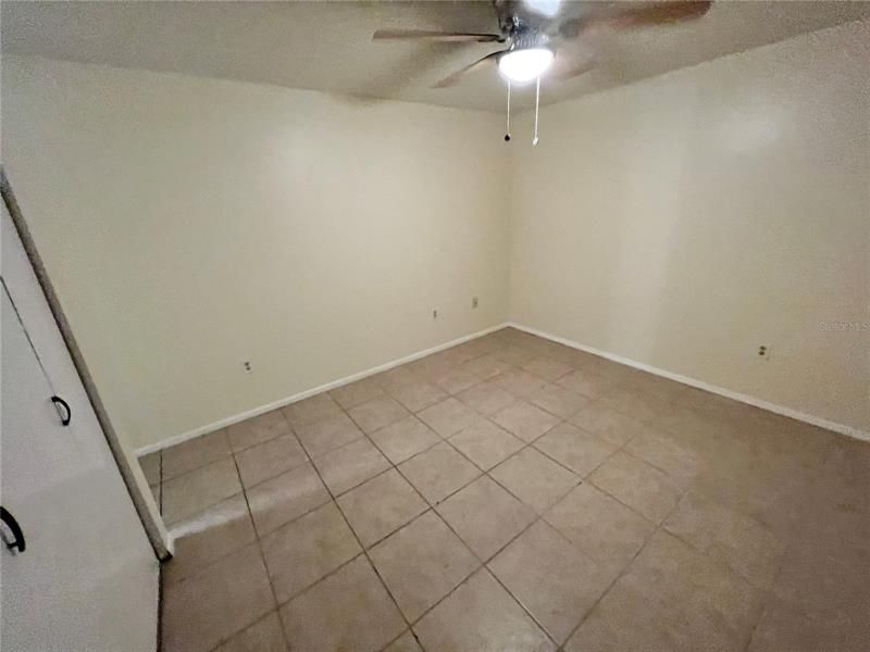 Recently Rented: $1,500 (2 beds, 1 baths, 800 Square Feet)
