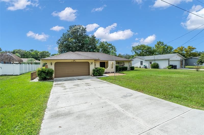 Recently Sold: $214,000 (2 beds, 2 baths, 1498 Square Feet)