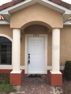 Recently Sold: $120,000 (2 beds, 2 baths, 784 Square Feet)
