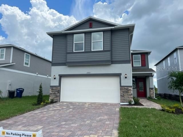 最近售出: $429,851 (5 贝兹, 3 浴室, 2544 平方英尺)