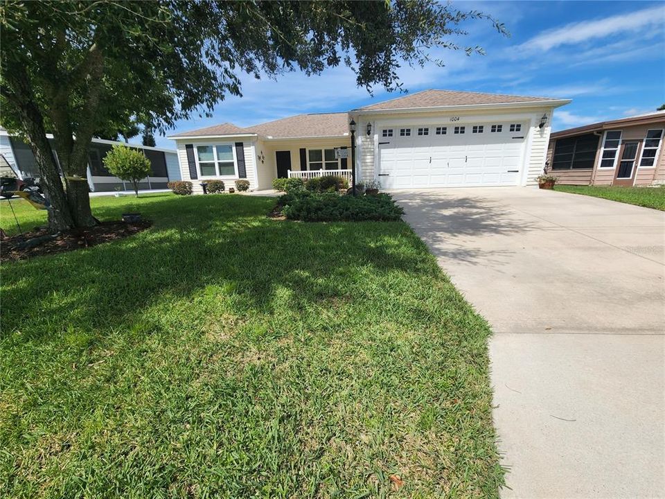 Recently Sold: $335,000 (3 beds, 2 baths, 1392 Square Feet)