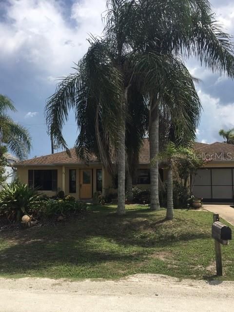 Recently Sold: $575,000 (3 beds, 2 baths, 1656 Square Feet)