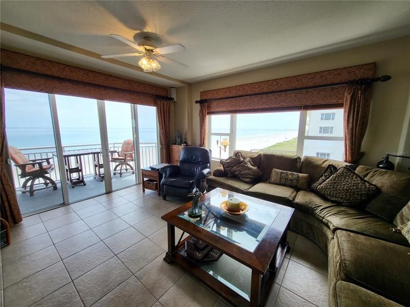 Living room, corner unit views of the ocean