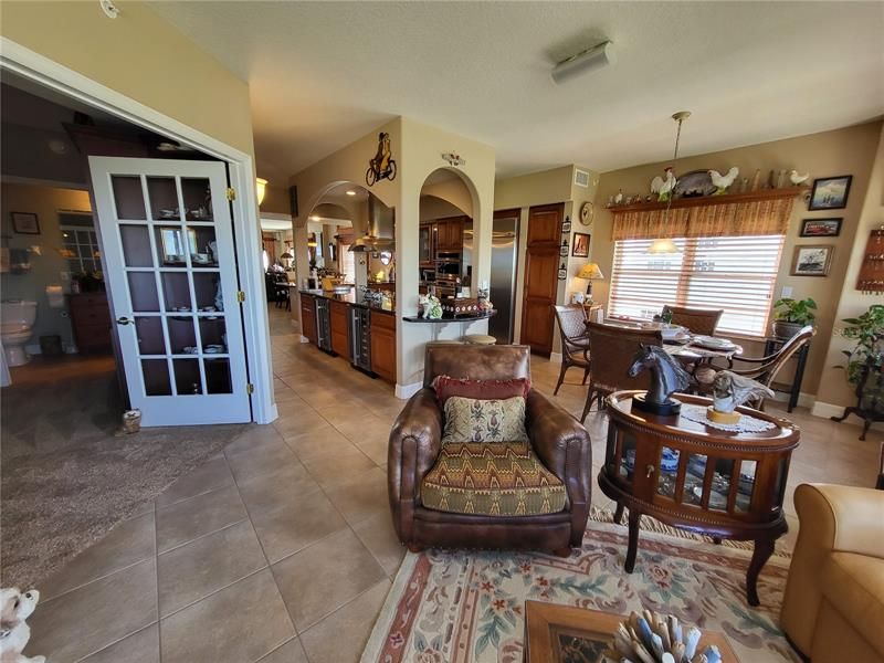 Florida Room and Breakfast Nook