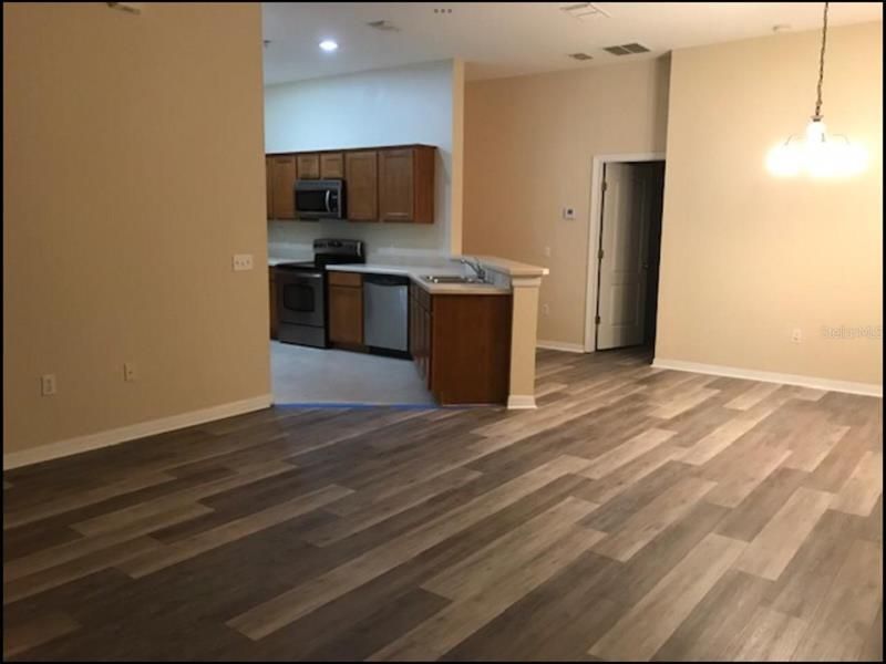 Recently Rented: $1,600 (2 beds, 2 baths, 1316 Square Feet)