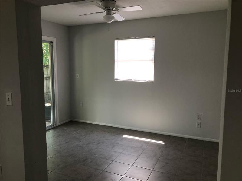 Recently Rented: $1,595 (2 beds, 1 baths, 1001 Square Feet)