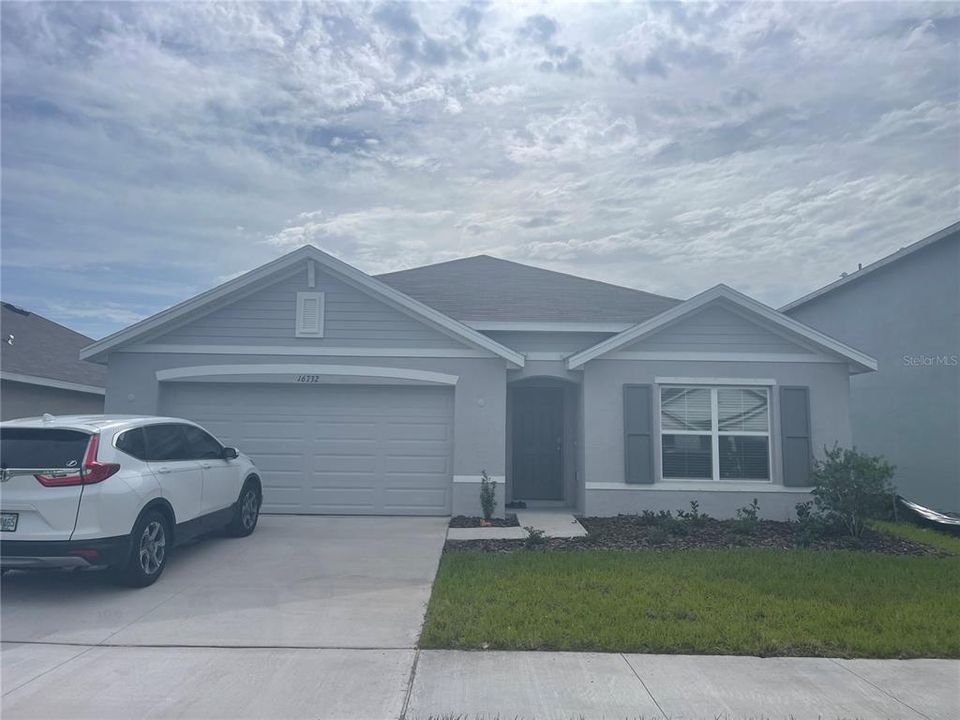 最近售出: $395,665 (4 贝兹, 2 浴室, 1828 平方英尺)