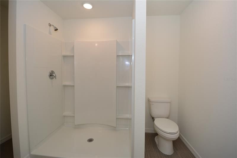 最近租的: $2,300 (4 贝兹, 2 浴室, 1806 平方英尺)