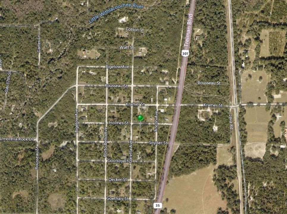 На продажу: $18,000 (0.24 acres)