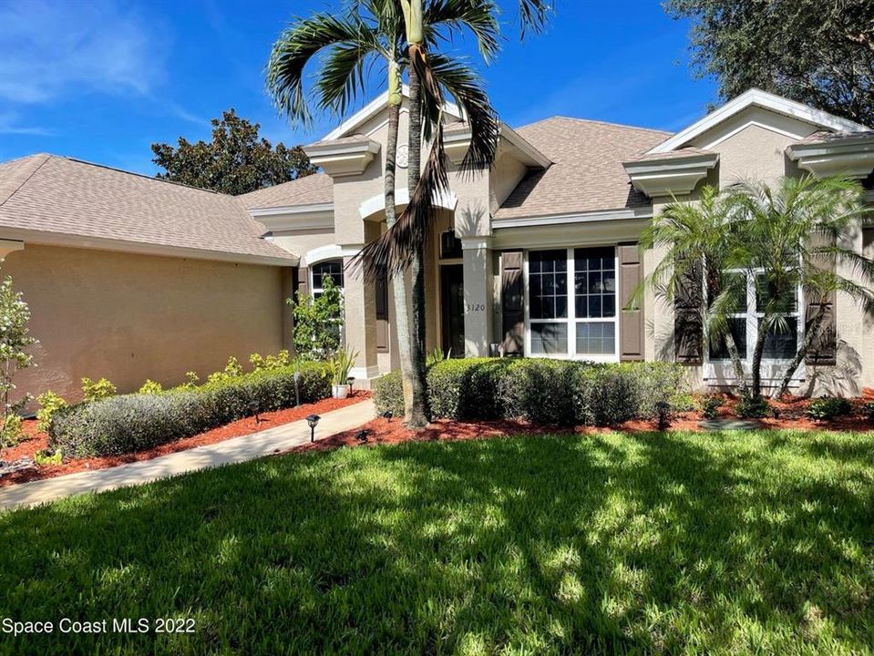 Recently Sold: $875,000 (4 beds, 3 baths, 3276 Square Feet)