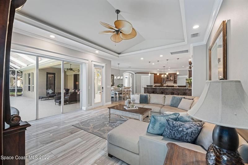 Recently Sold: $875,000 (4 beds, 3 baths, 3276 Square Feet)