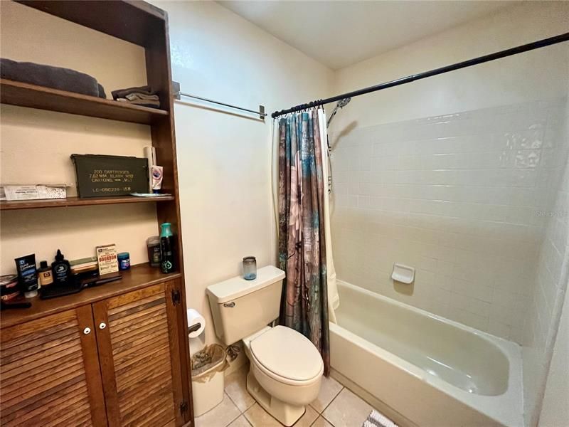 Недавно продано: $260,000 (3 спален, 2 ванн, 1264 Квадратных фут)