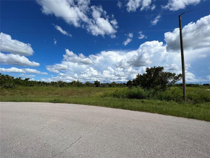 Vendido Recientemente: $34,900 (0.56 acres)