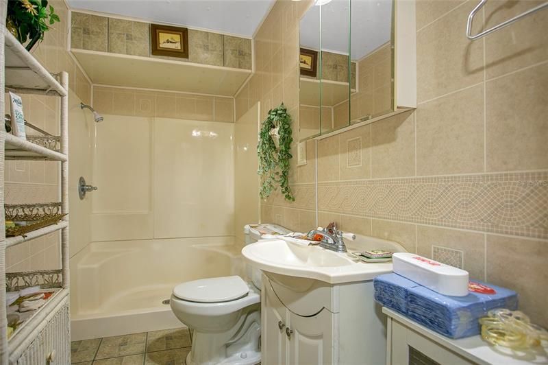 最近售出: $365,000 (2 贝兹, 2 浴室, 1768 平方英尺)