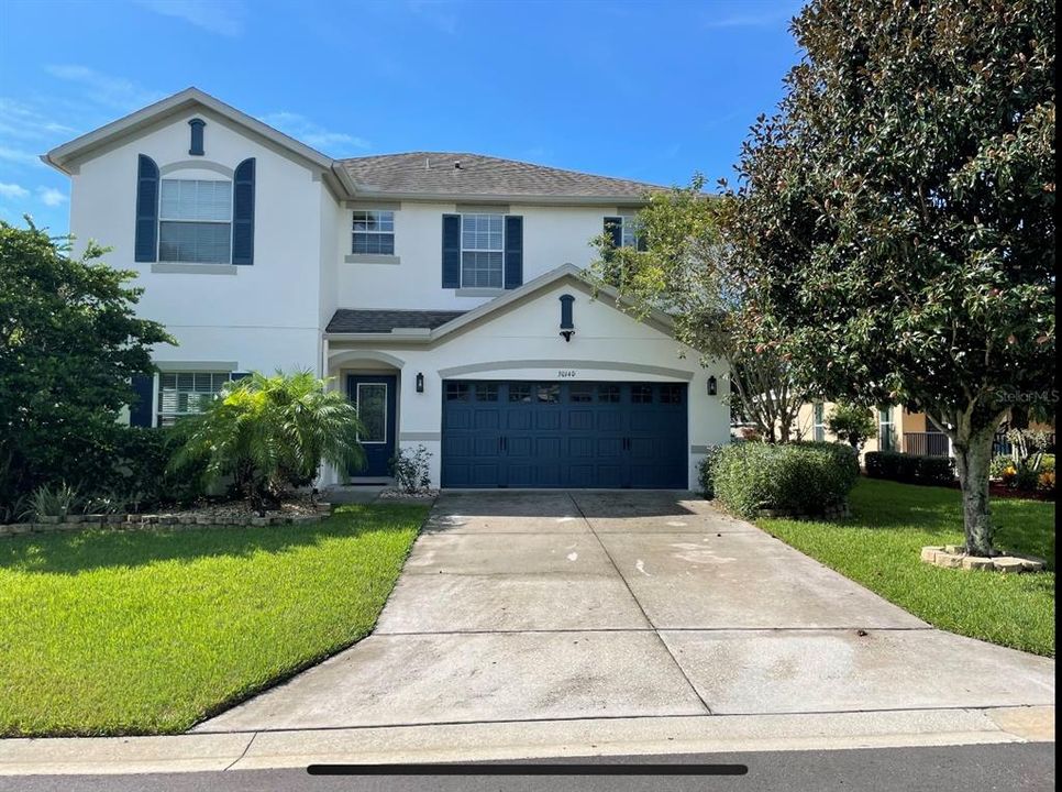 Recently Rented: $3,250 (4 beds, 2 baths, 2590 Square Feet)