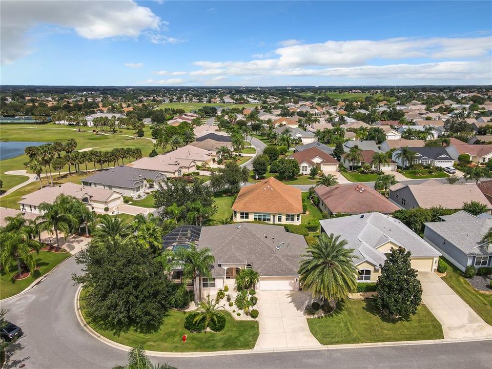 Vendido Recientemente: $749,900 (3 camas, 2 baños, 2152 Pies cuadrados)