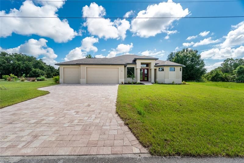 Recently Sold: $619,000 (3 beds, 2 baths, 1810 Square Feet)