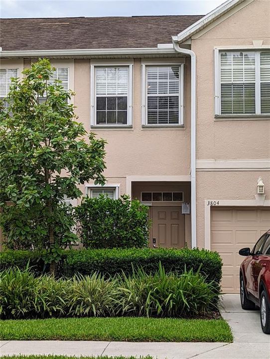 Recently Sold: $370,000 (3 beds, 2 baths, 1487 Square Feet)