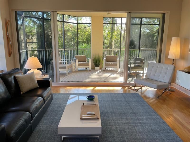 Recently Sold: $850,000 (3 beds, 3 baths, 2134 Square Feet)