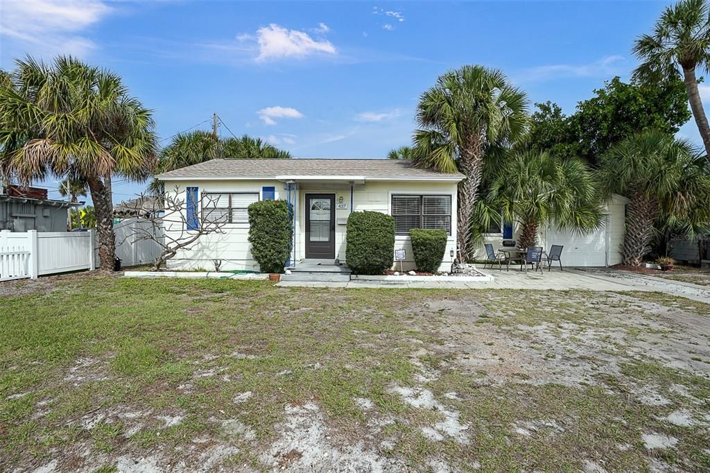 Recently Sold: $485,000 (2 beds, 1 baths, 848 Square Feet)