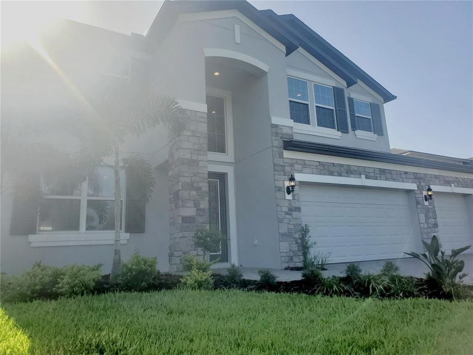 Recently Sold: $654,390 (5 beds, 5 baths, 3531 Square Feet)