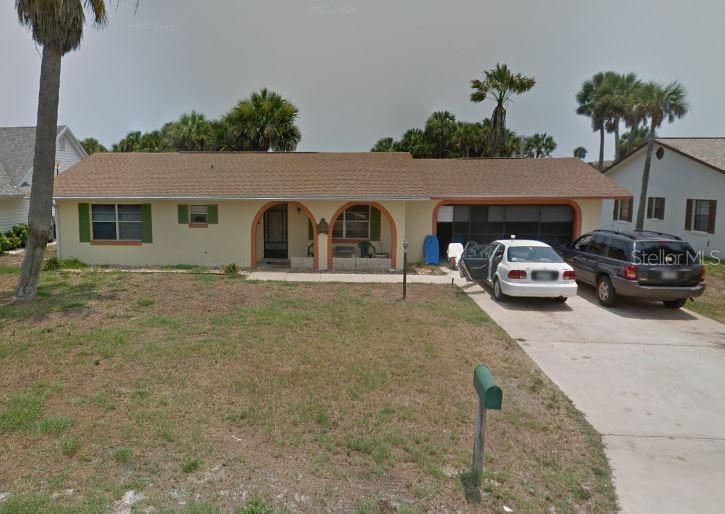 Recently Sold: $360,000 (2 beds, 2 baths, 1361 Square Feet)