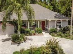 Recently Sold: $460,000 (3 beds, 2 baths, 1716 Square Feet)