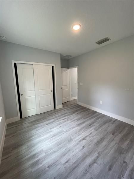 Recently Sold: $320,000 (3 beds, 2 baths, 1395 Square Feet)