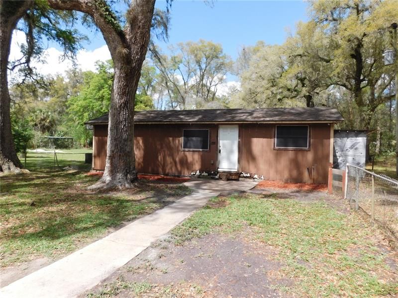 Recently Sold: $78,000 (3 beds, 2 baths, 1432 Square Feet)