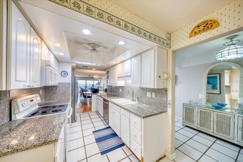 Recently Sold: $1,150,000 (3 beds, 2 baths, 1622 Square Feet)