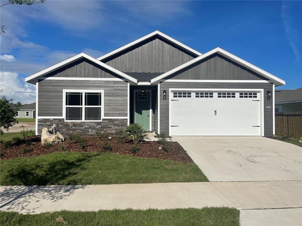 Recently Sold: $416,500 (3 beds, 2 baths, 1700 Square Feet)