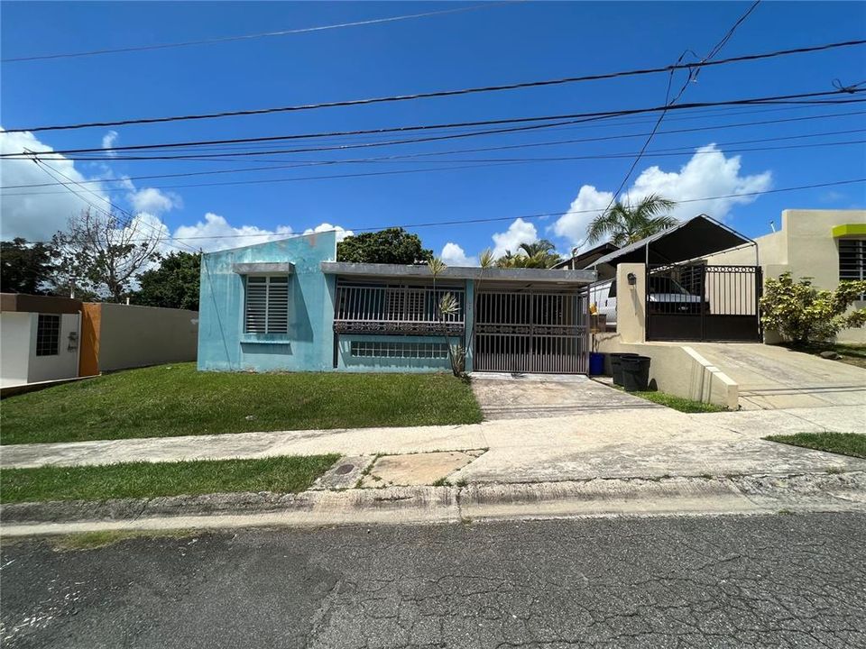 Vendido Recientemente: $84,000 (3 camas, 2 baños, 850 Pies cuadrados)