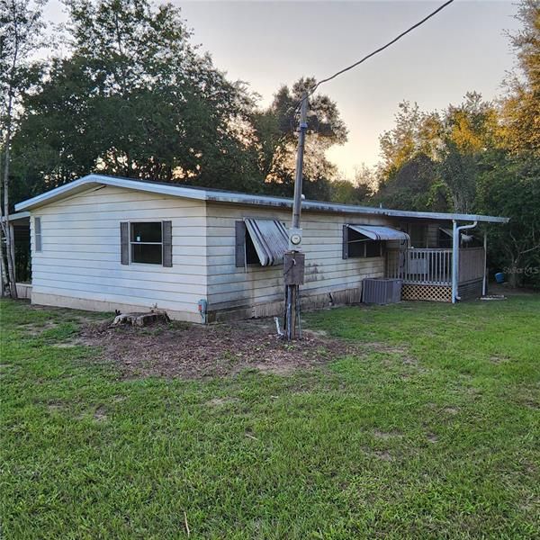 Recently Sold: $91,000 (3 beds, 2 baths, 1440 Square Feet)