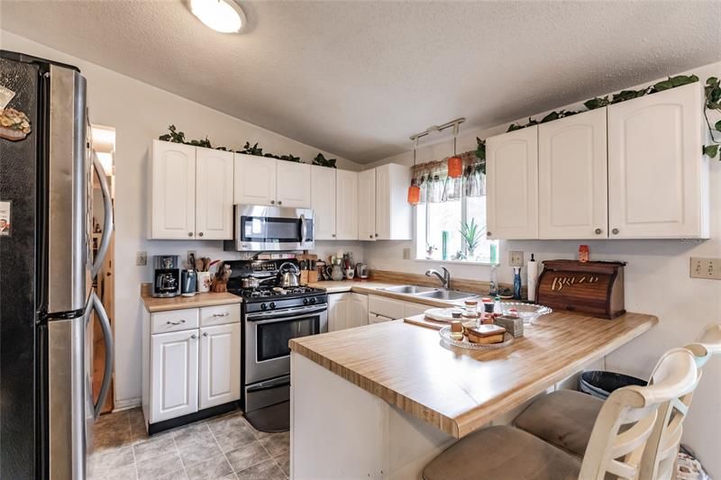 Recently Sold: $235,000 (3 beds, 2 baths, 1200 Square Feet)