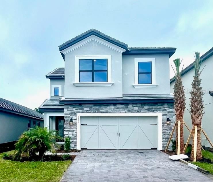 Recently Sold: $642,623 (4 beds, 2 baths, 2197 Square Feet)