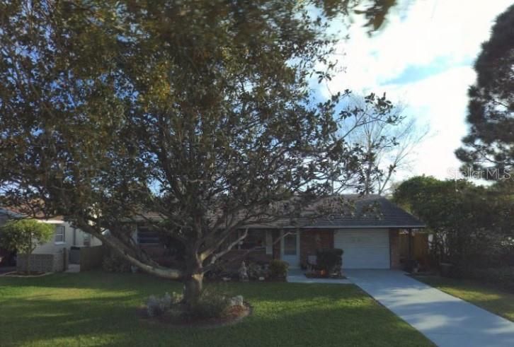 Vendido Recientemente: $295,000 (2 camas, 1 baños, 913 Pies cuadrados)