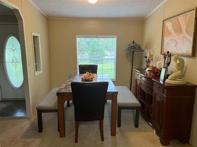 Recently Sold: $210,000 (3 beds, 2 baths, 1568 Square Feet)