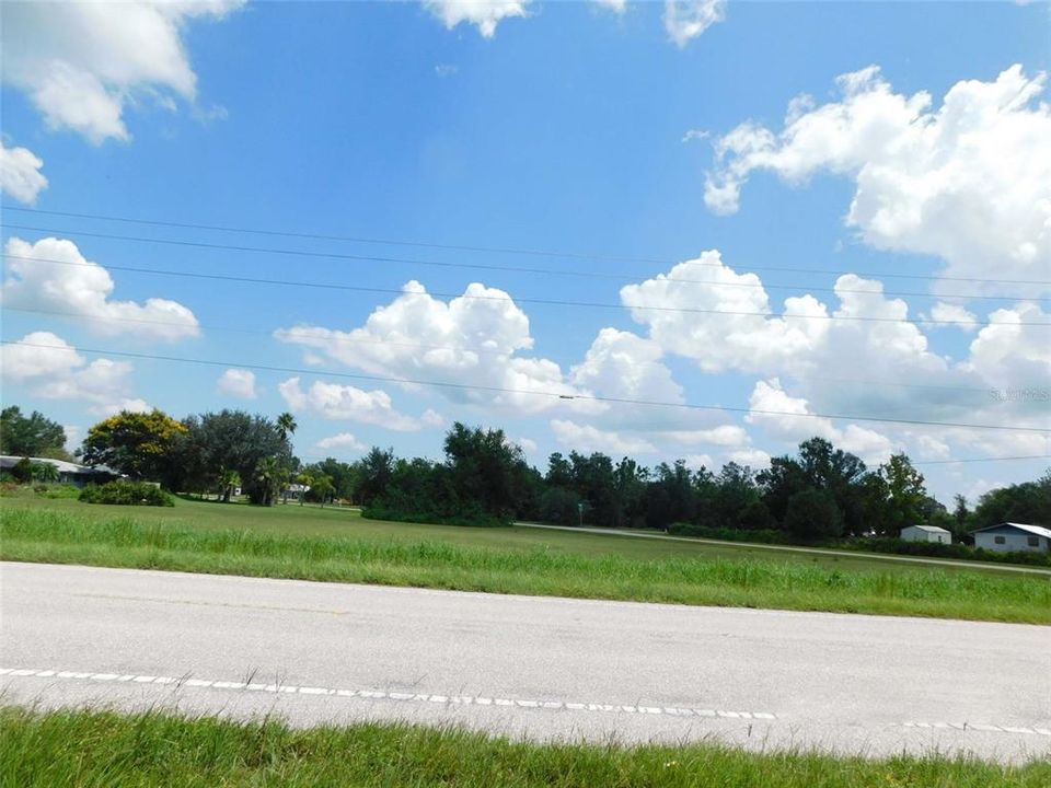 待售: $159,000 (0.65 acres)